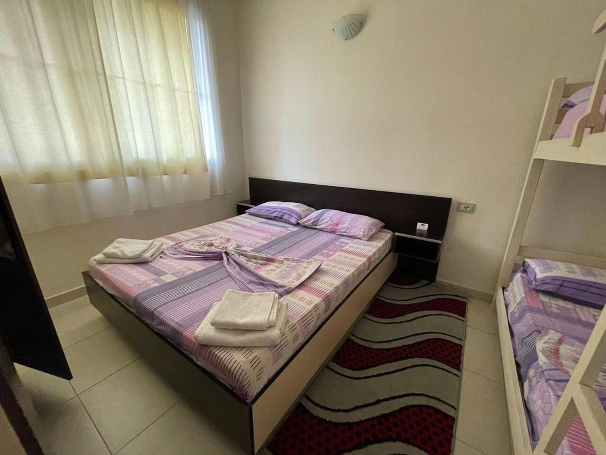 Aparthotel Vila Tufi Велипойе Экстерьер фото