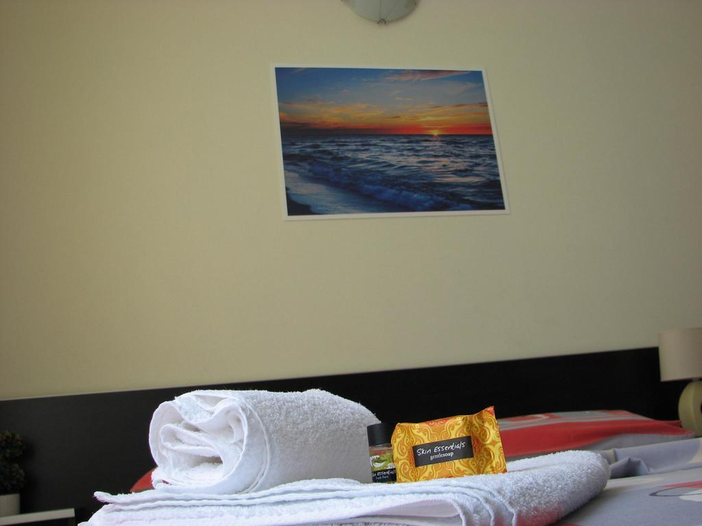 Aparthotel Vila Tufi Велипойе Экстерьер фото